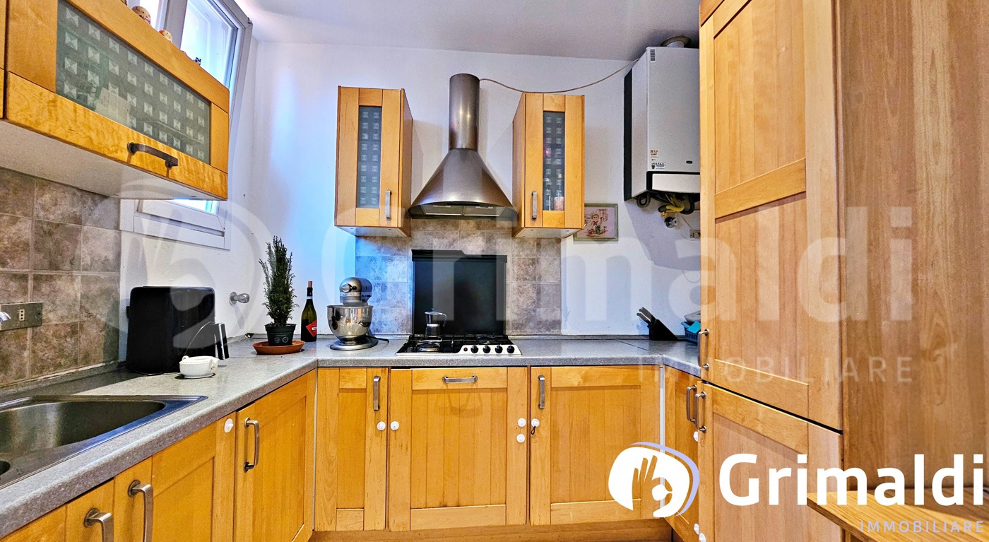 Bilocale arredato in affitto a Milano