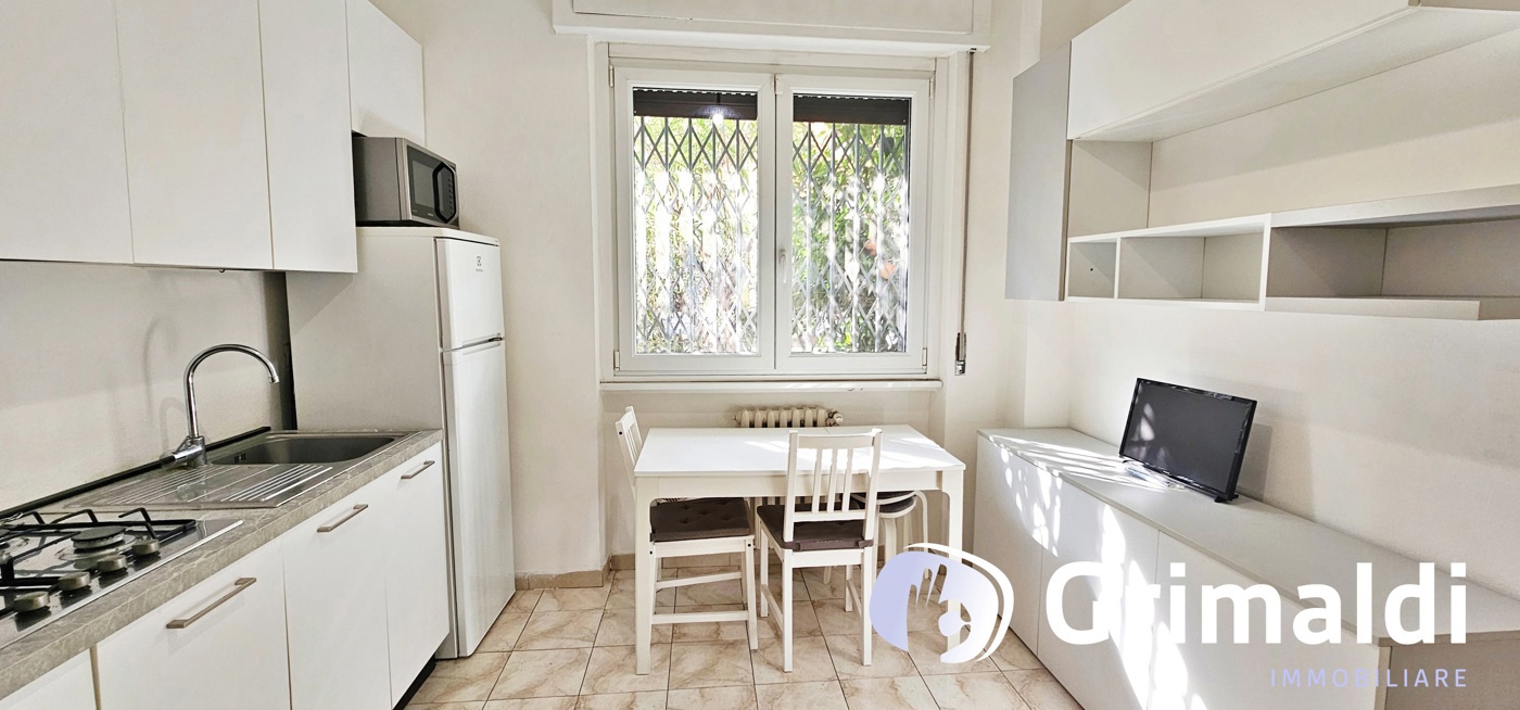 Bilocale arredato in affitto a Milano