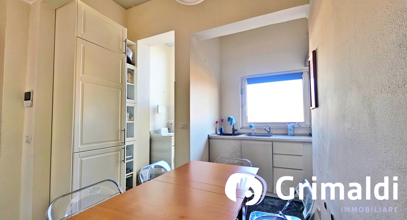 Trilocale arredato in affitto a Milano