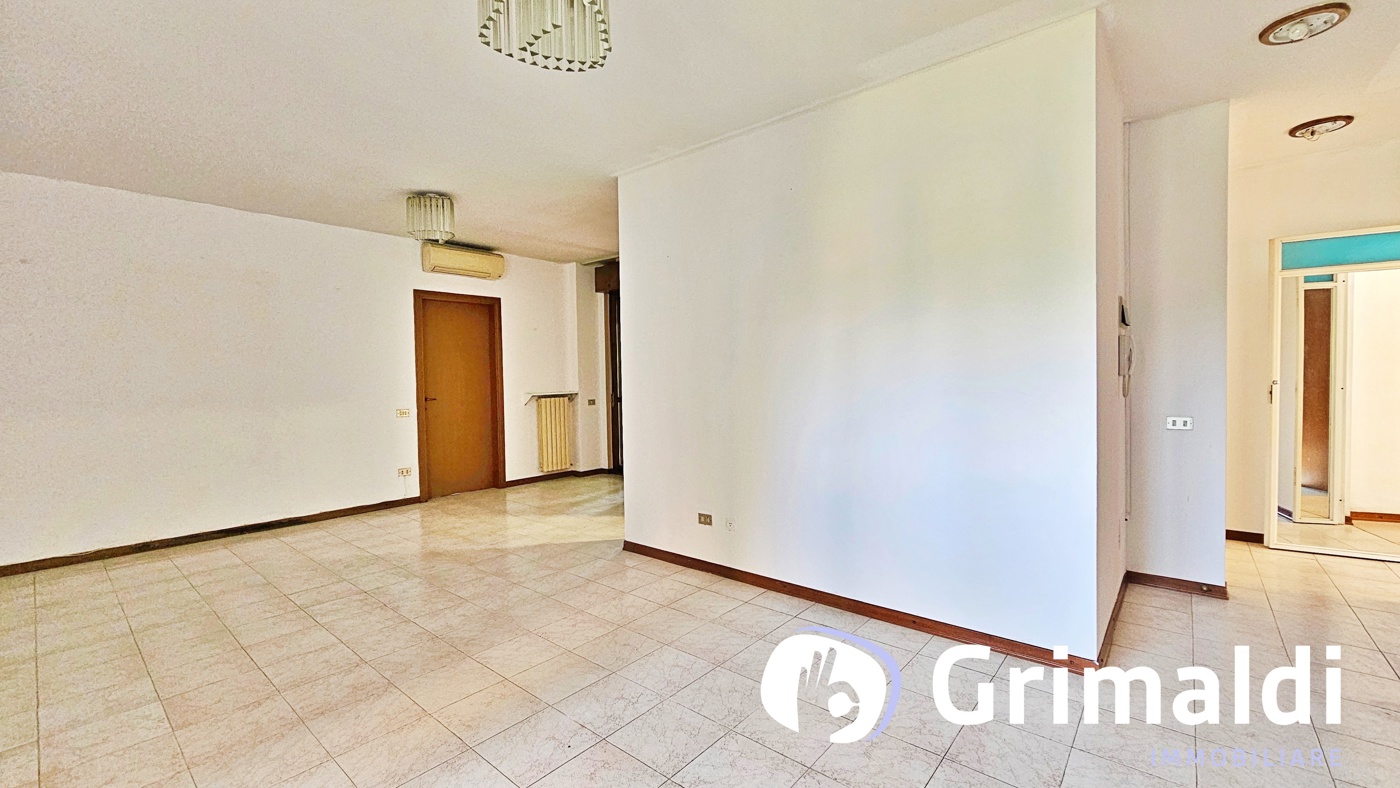 Quadrilocale da ristrutturare a Settimo Milanese