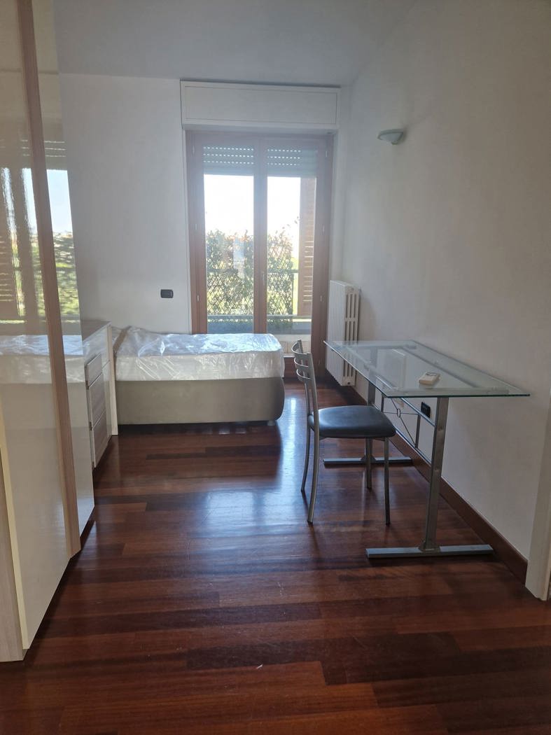 Trilocale arredato in affitto a Milano