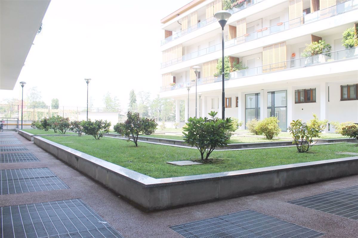 Trilocale arredato in affitto a Milano