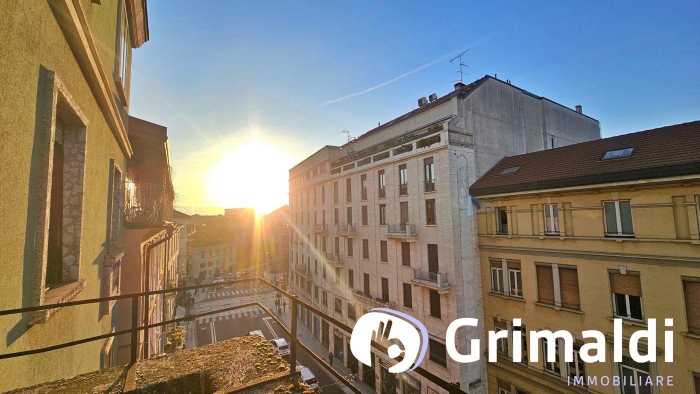 Ufficio da ristrutturare a Milano