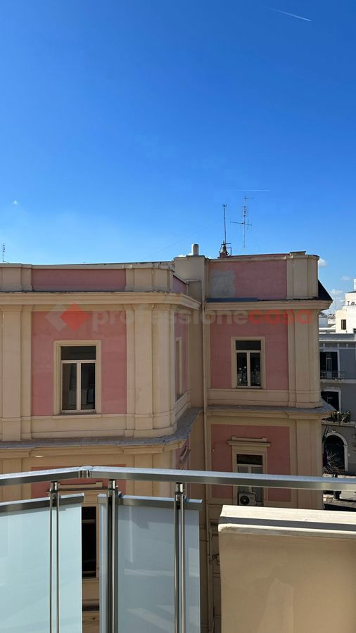 Trilocale arredato in affitto a Bari