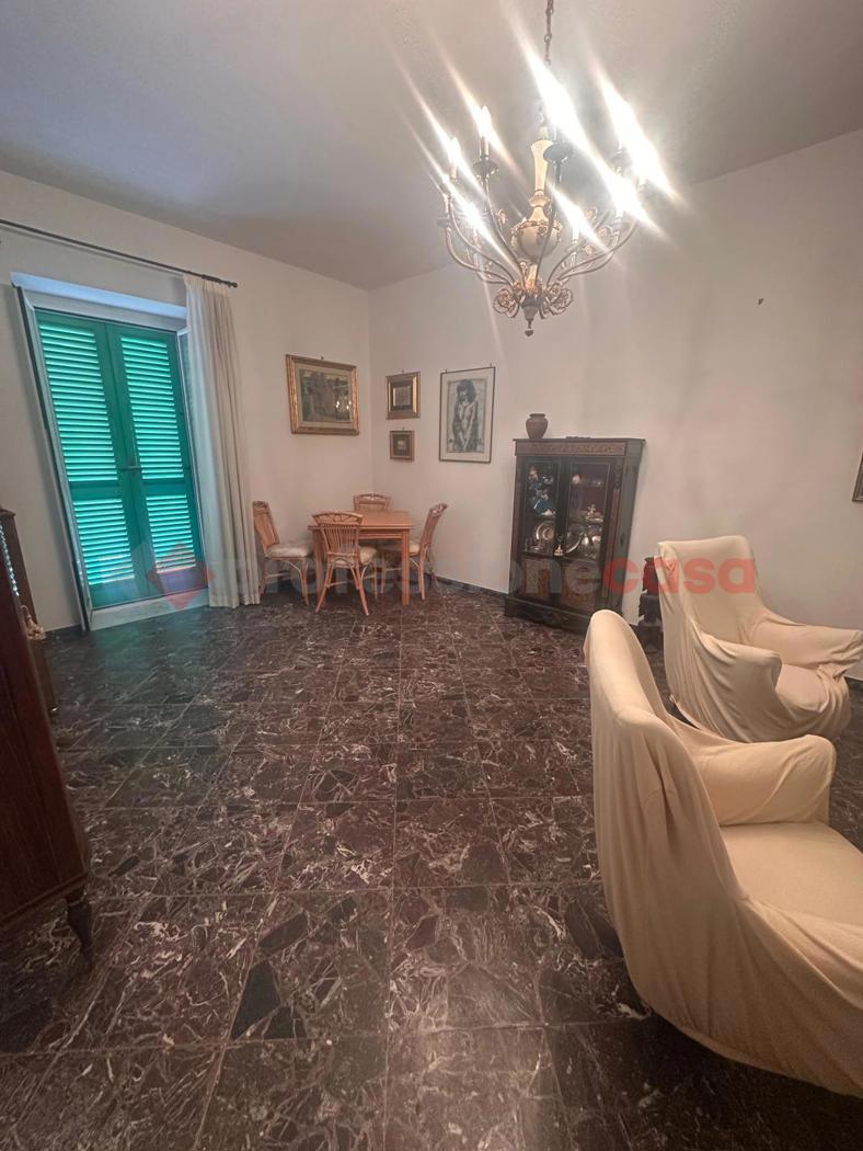 Trilocale da ristrutturare a Molfetta