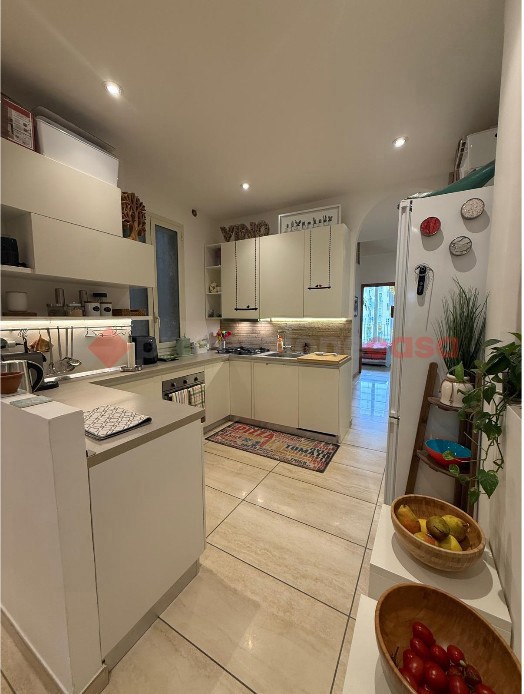 Trilocale ristrutturato a Bari