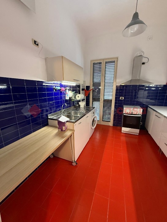 Trilocale arredato in affitto a Bari