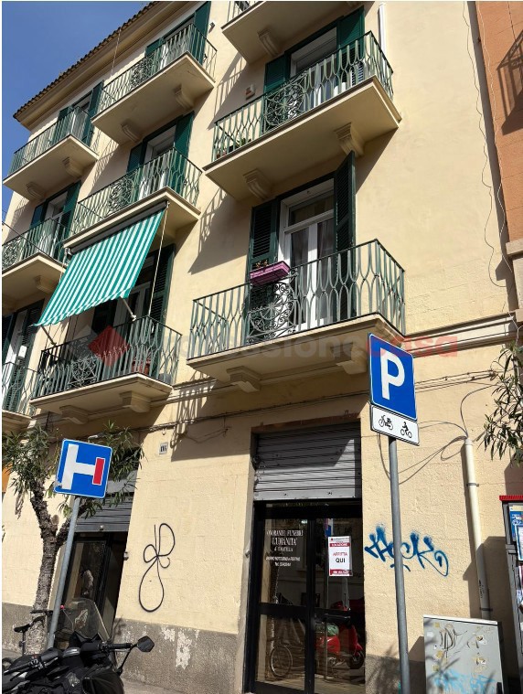 Negozio in vendita a Bari