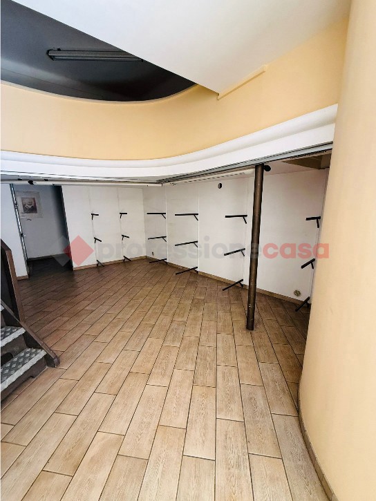 Negozio in vendita a Bari
