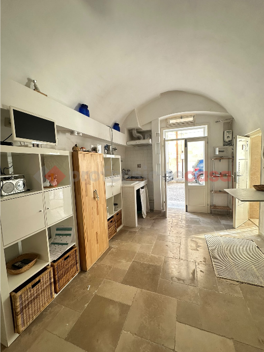 Stabile/Palazzo in vendita a Polignano a Mare