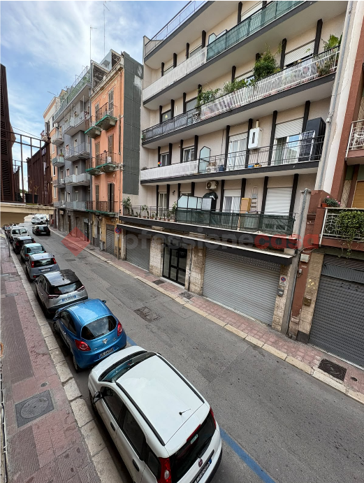 Monolocale arredato in affitto a Bari