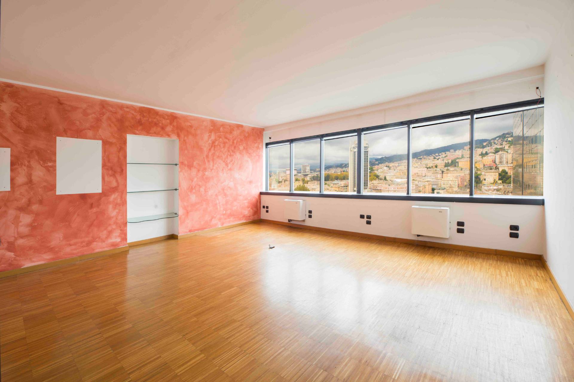 Ufficio in vendita a Genova, Centro