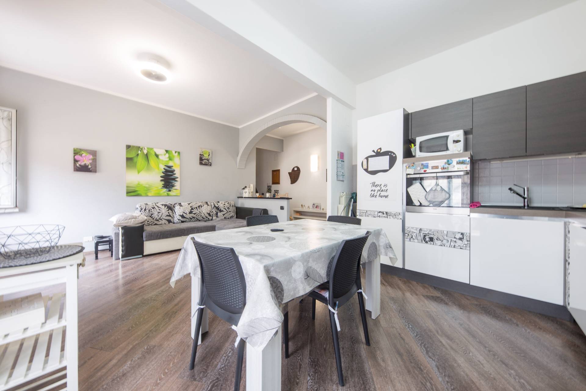 Appartamento in vendita a Genova, Bolzaneto