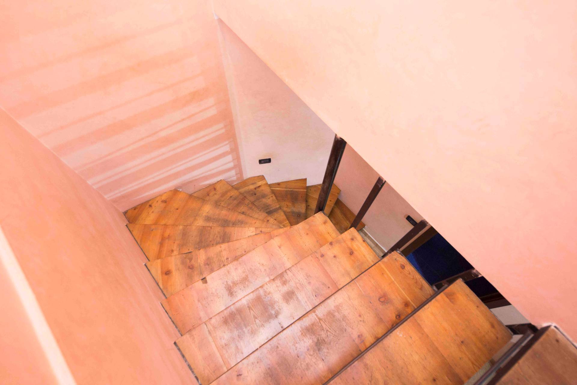 Casa indipendente in vendita a Genova, Certosa