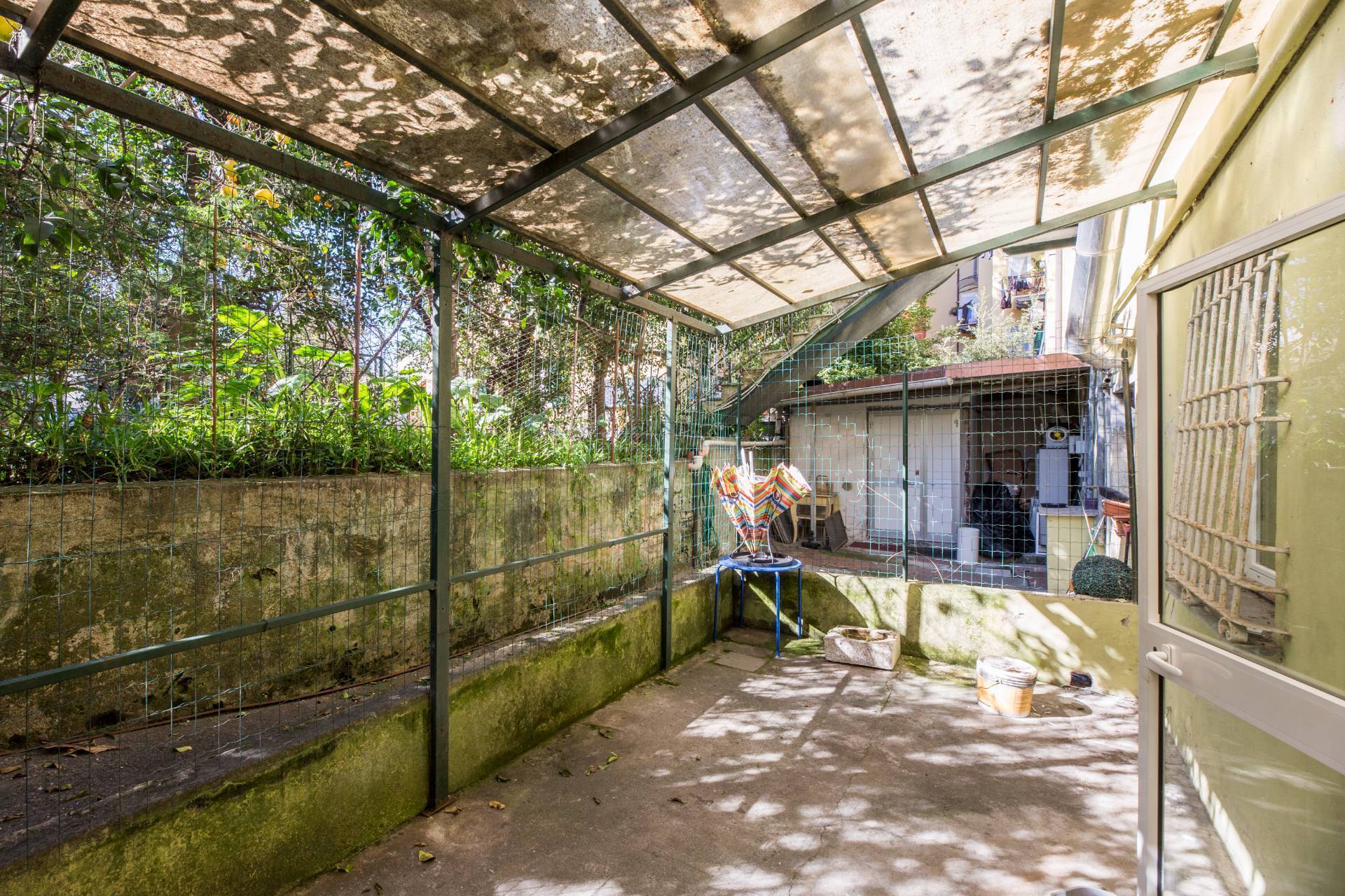 Locale commerciale in affitto a Genova, Nervi