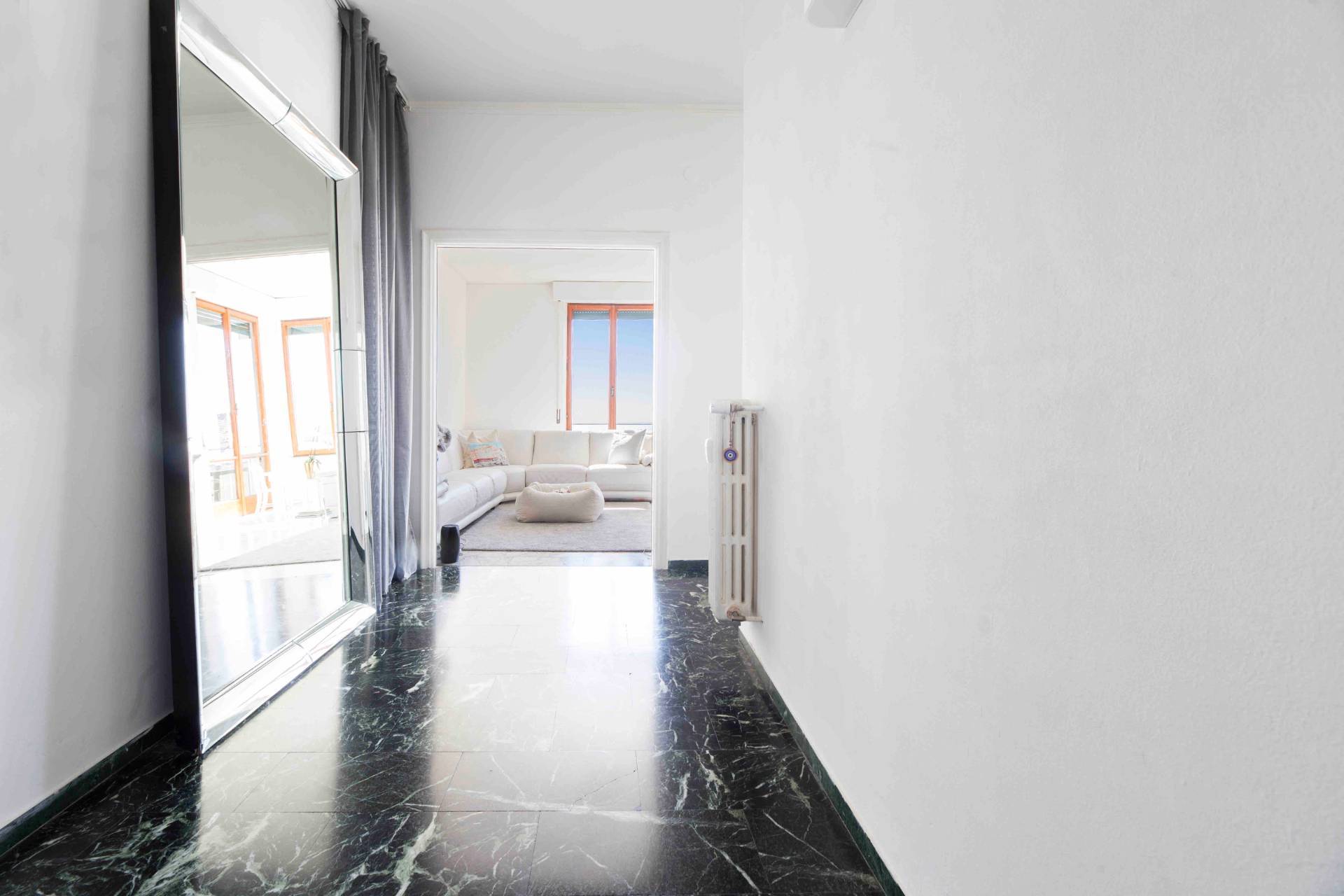 Appartamento in vendita a Genova, Albaro