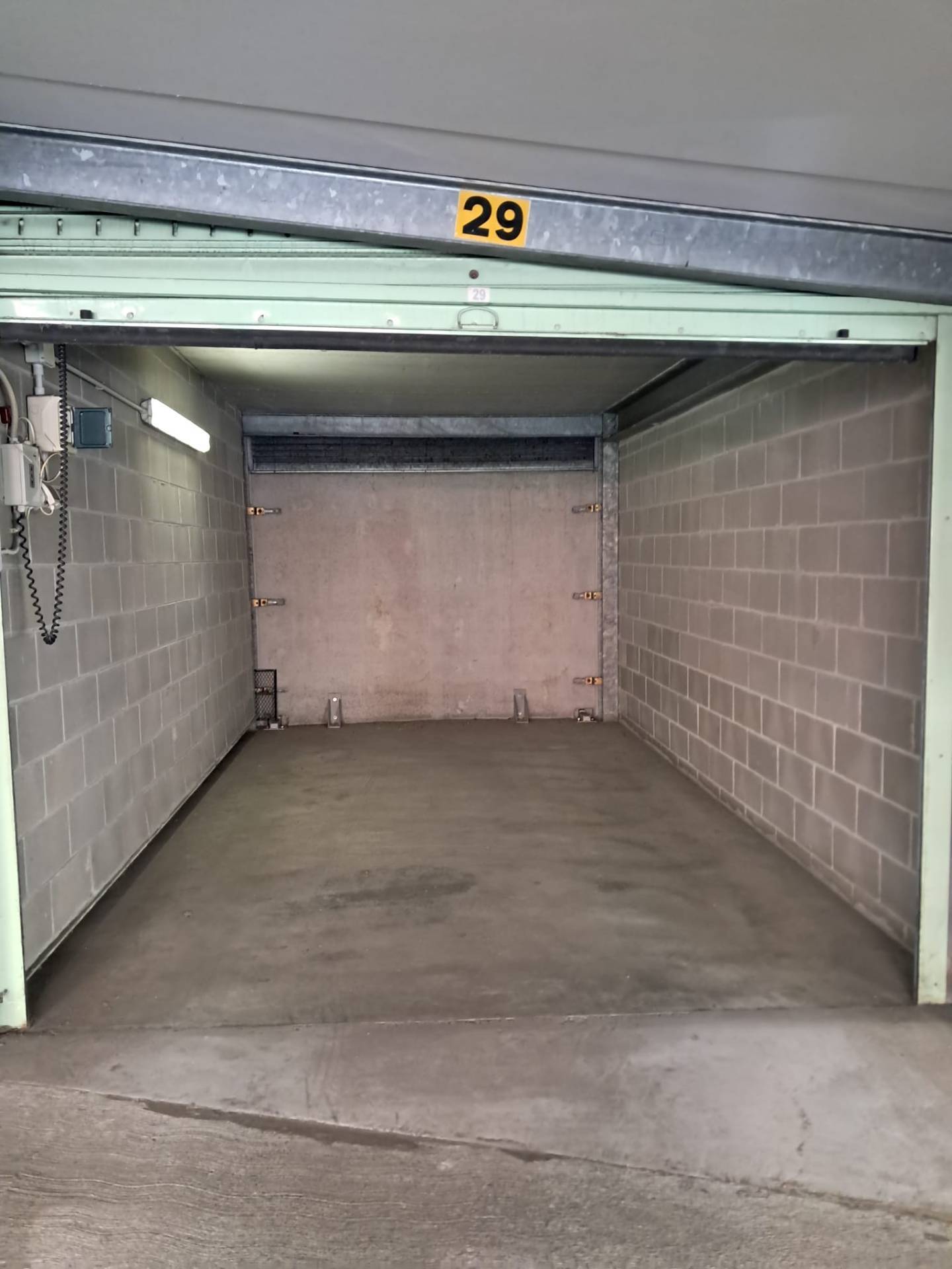 Box o garage in vendita a Genova, Castelletto