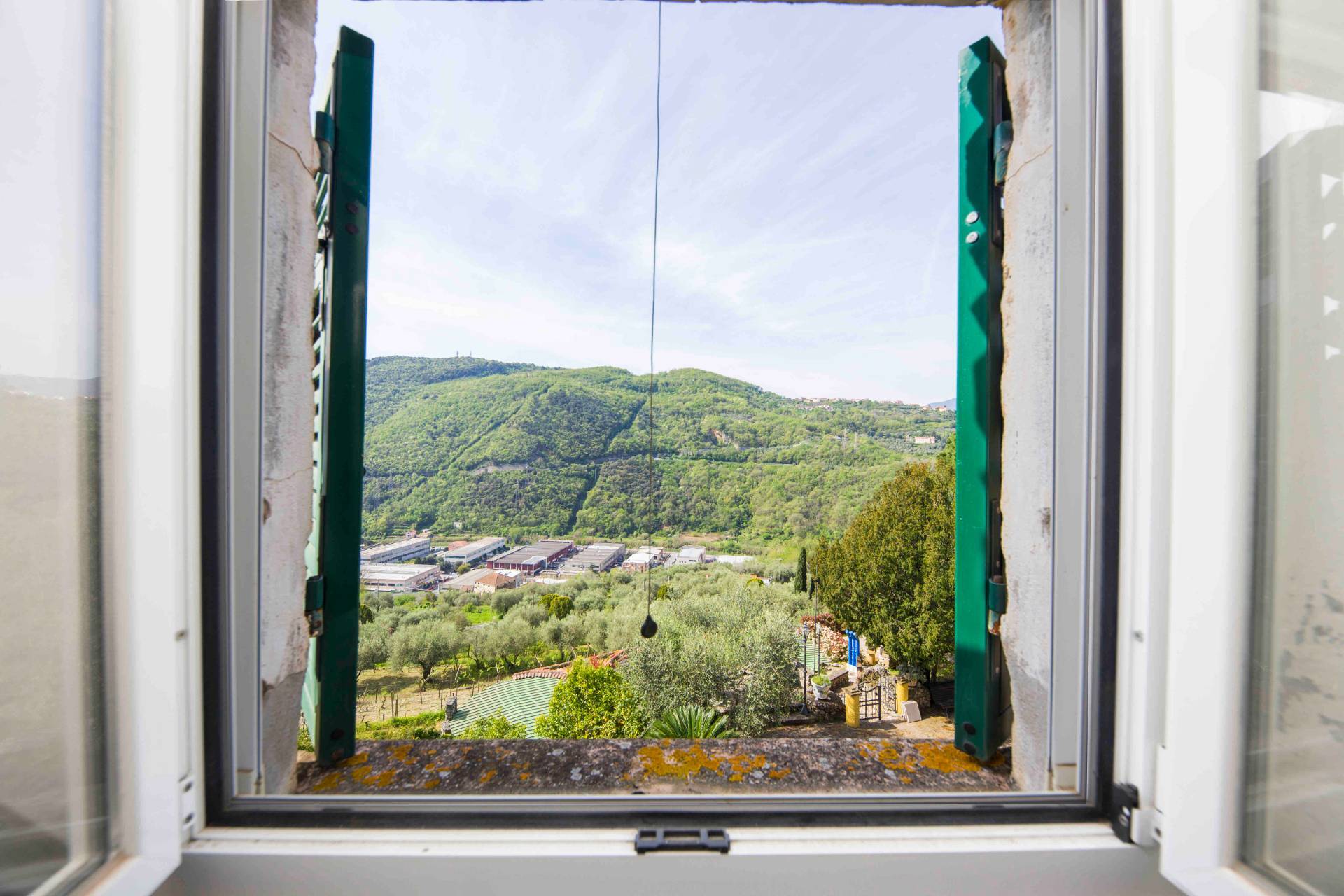 Villa in vendita a Finale Ligure, Perti