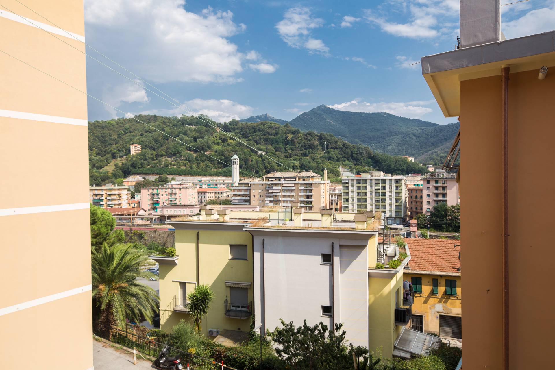 Appartamento in vendita a Genova, Bolzaneto