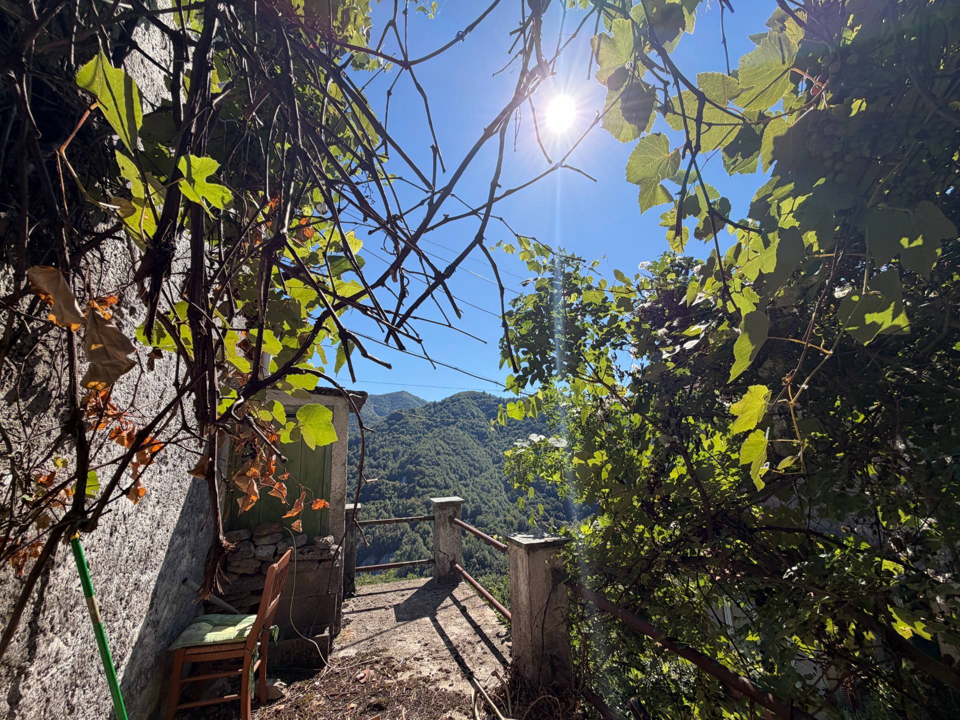 Casa semindipendente in vendita a Torriglia