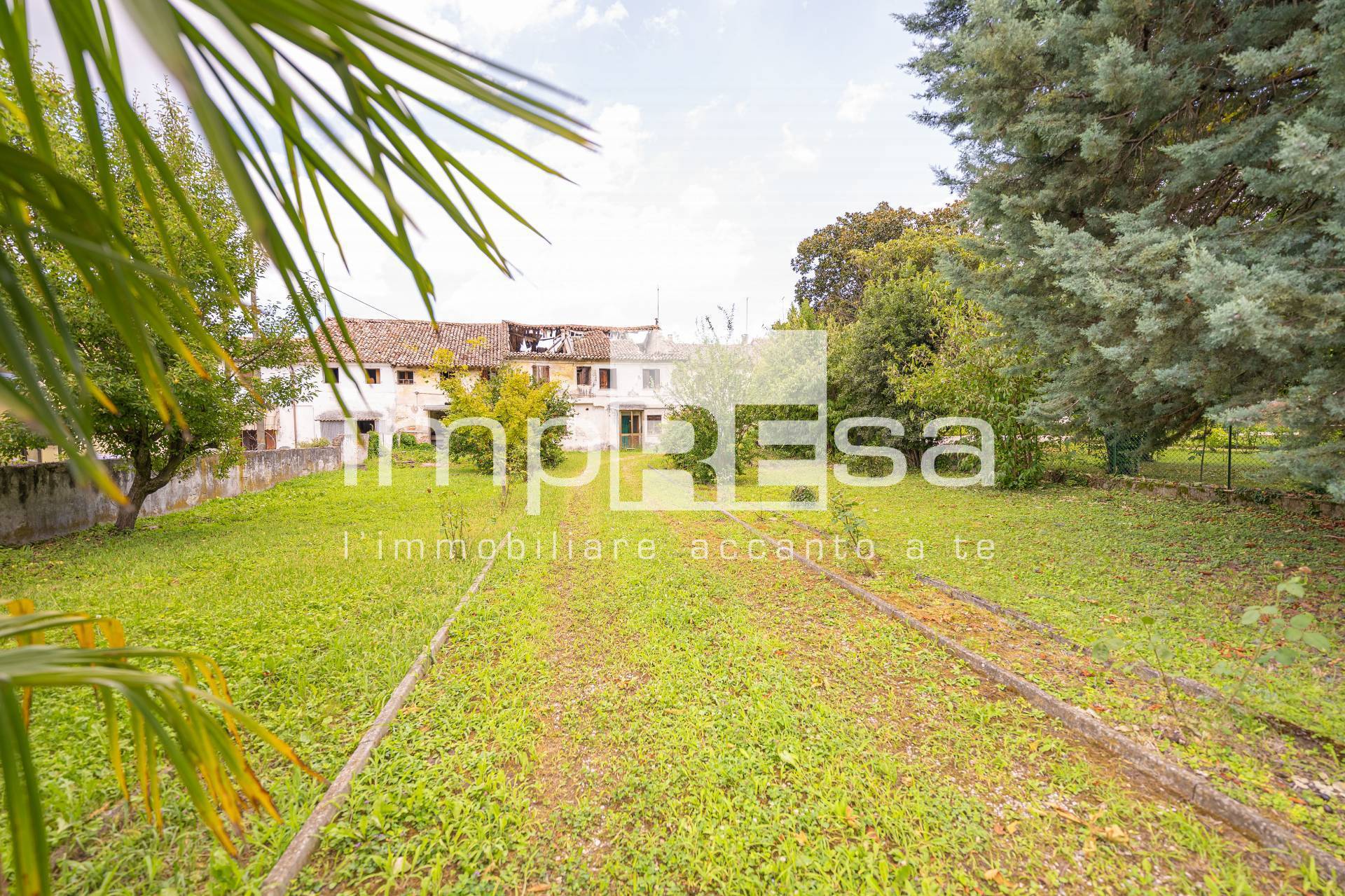 Rustico/Casale in vendita a Breda di Piave, Pero