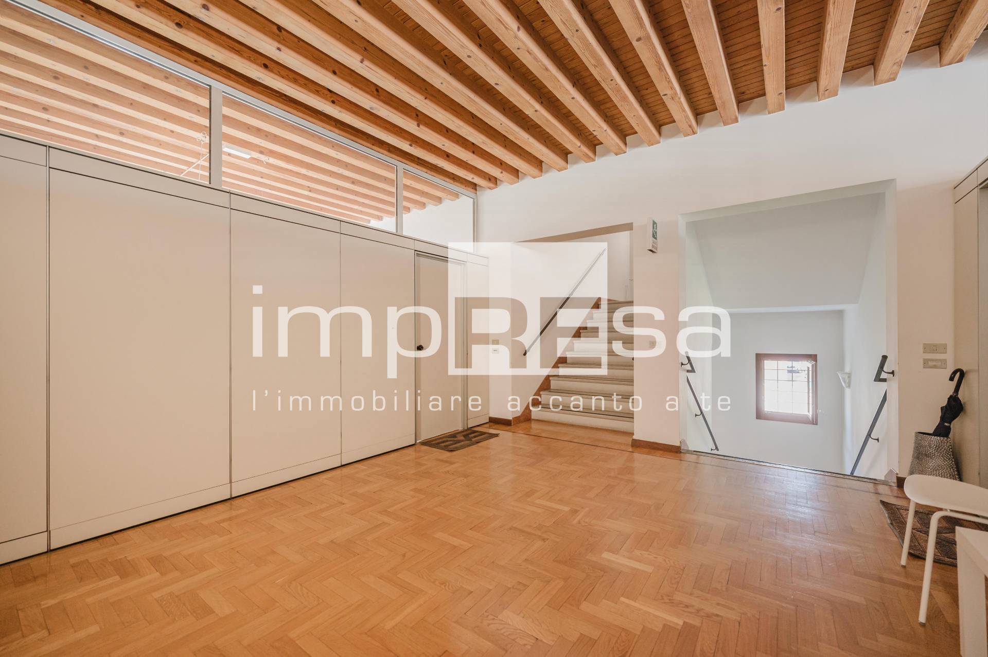 Studio/Ufficio in affitto a Paese, Postioma