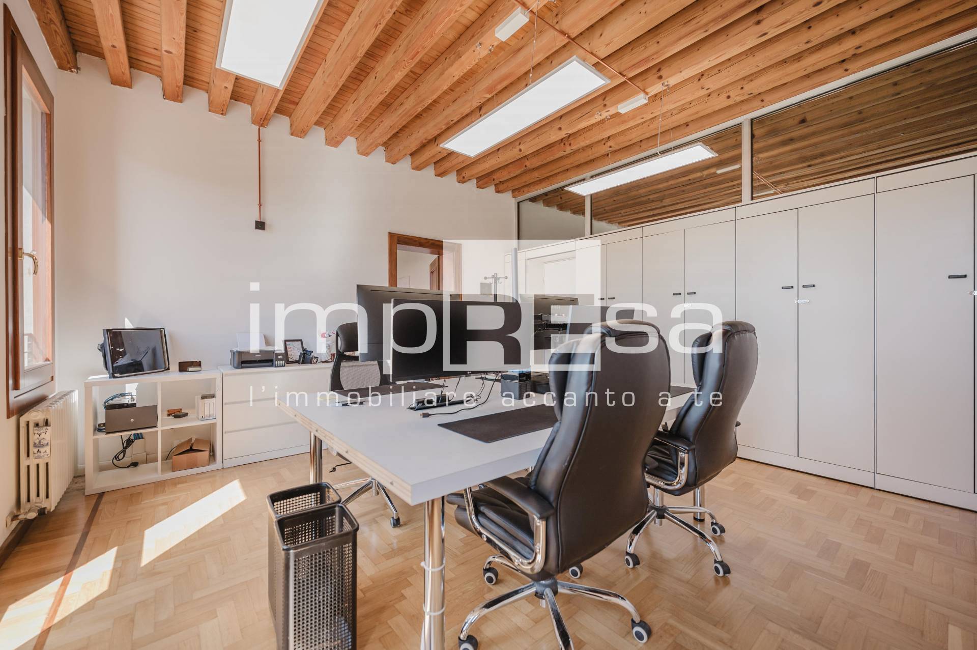 Studio/Ufficio in affitto a Paese, Postioma