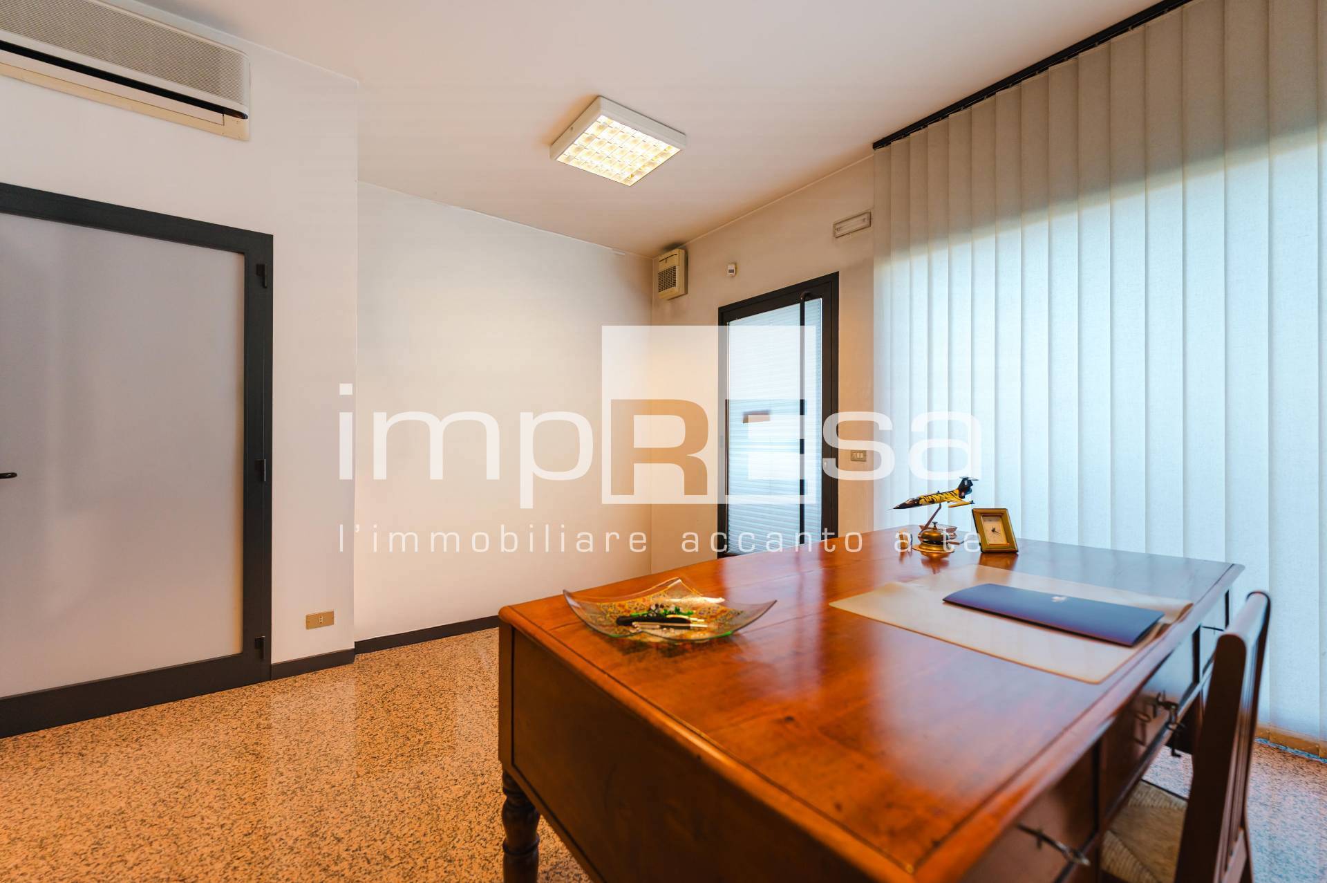 Negozio in vendita a Istrana