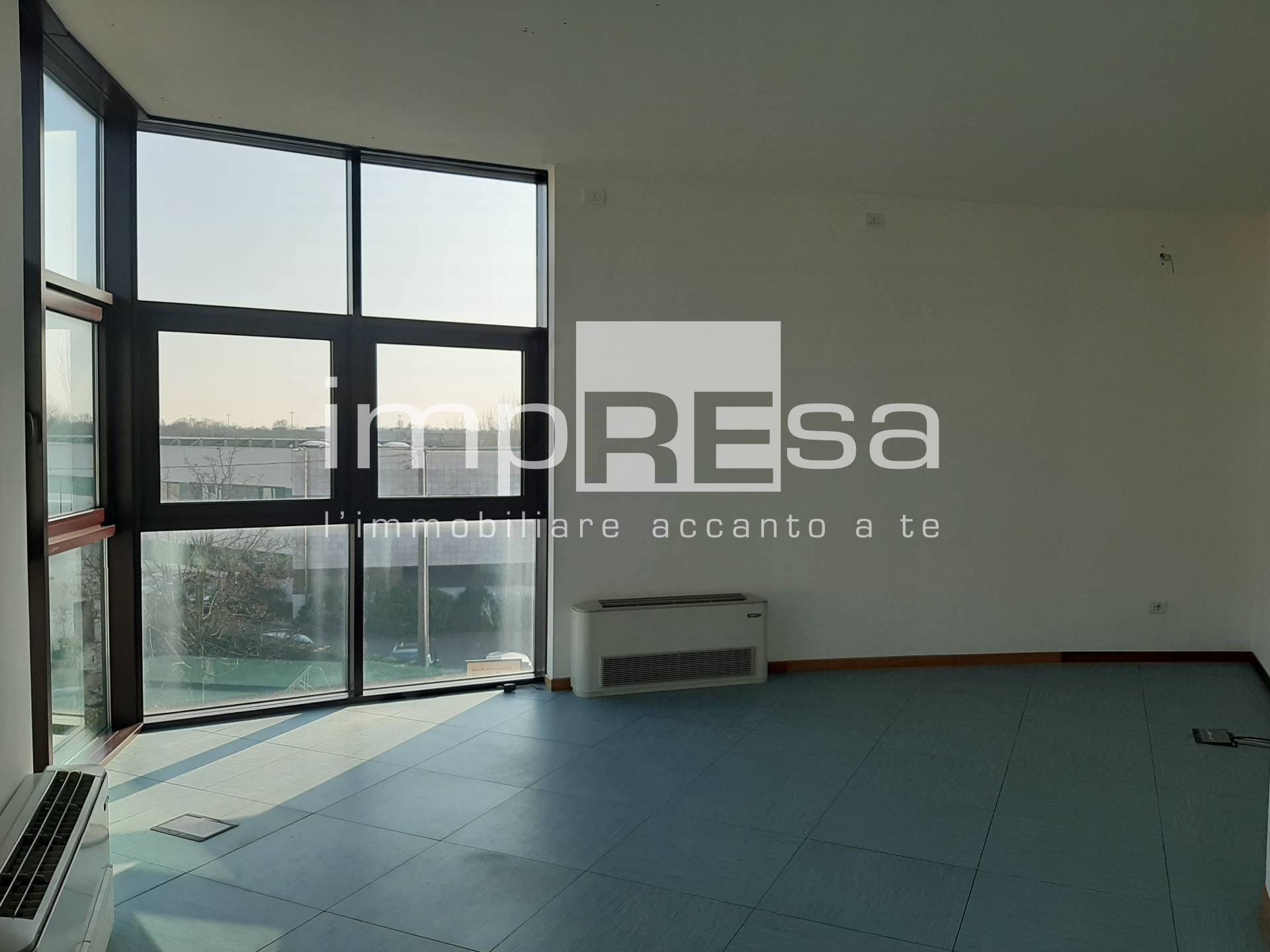 Studio/Ufficio in vendita a Treviso, Castellana