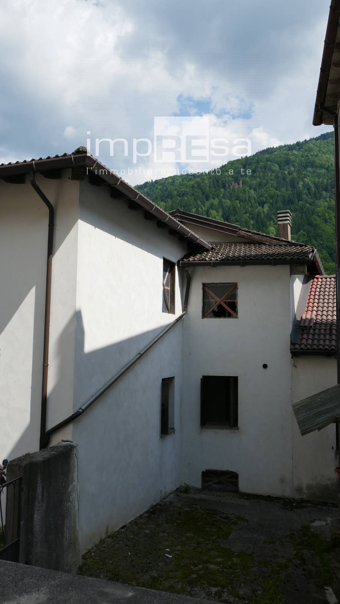 Abbinata/Bifamiliare in vendita a Paularo, Salino