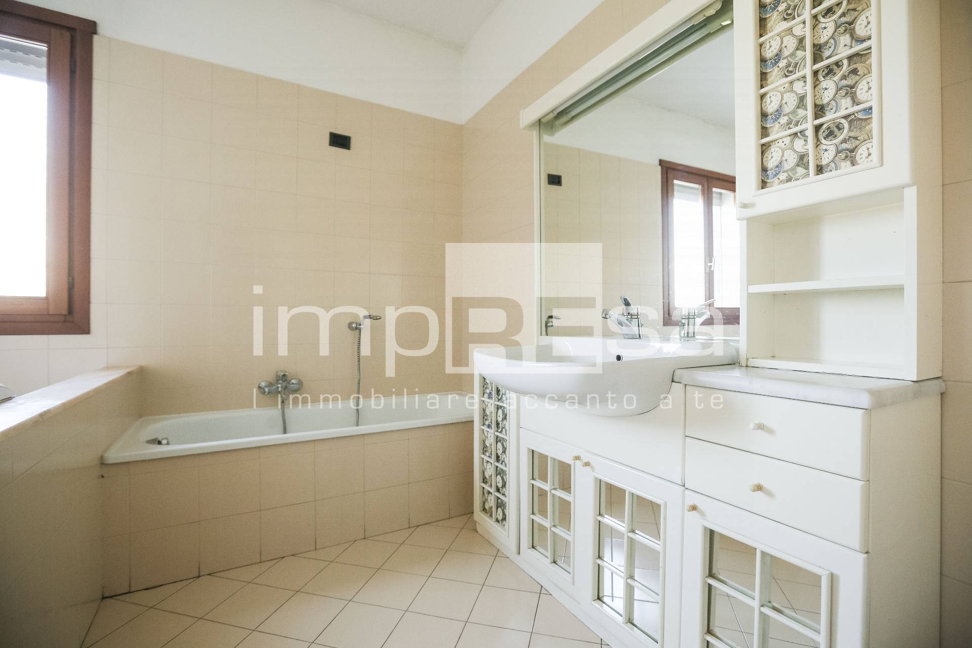 Studio/Ufficio in vendita a Treviso, Castellana