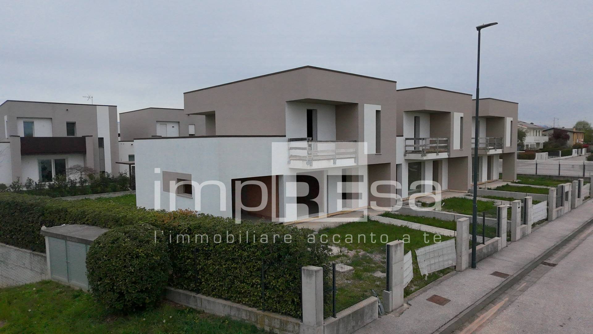 Villetta schiera in vendita a Paese, Postioma