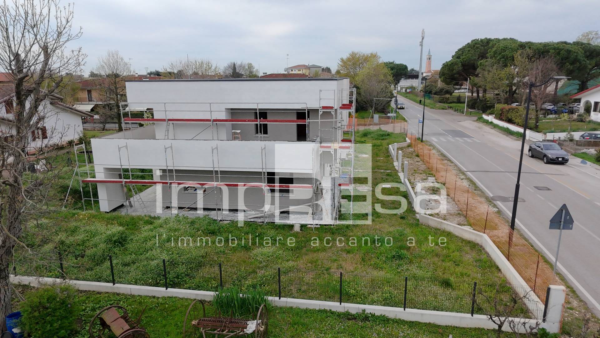 Abbinata/Bifamiliare in vendita a Paese, Centro