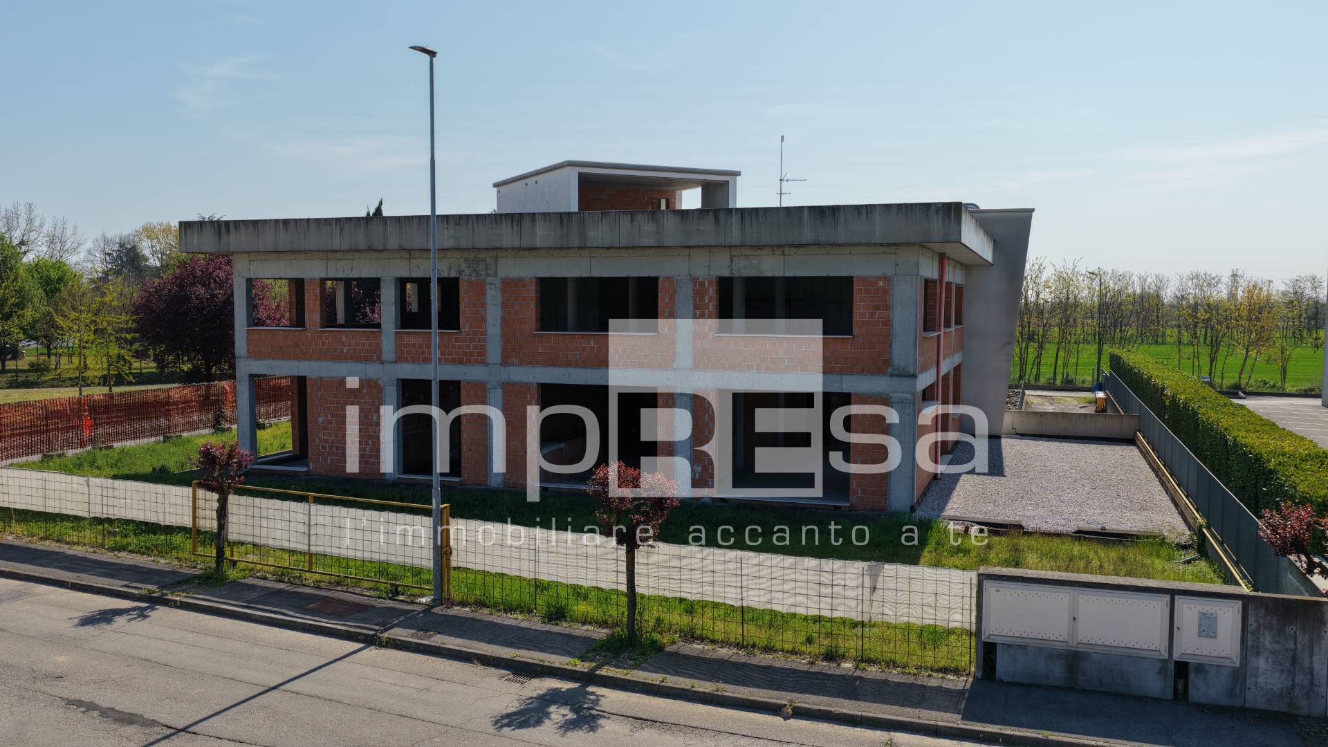 Opificio in vendita a Paese, Castagnole