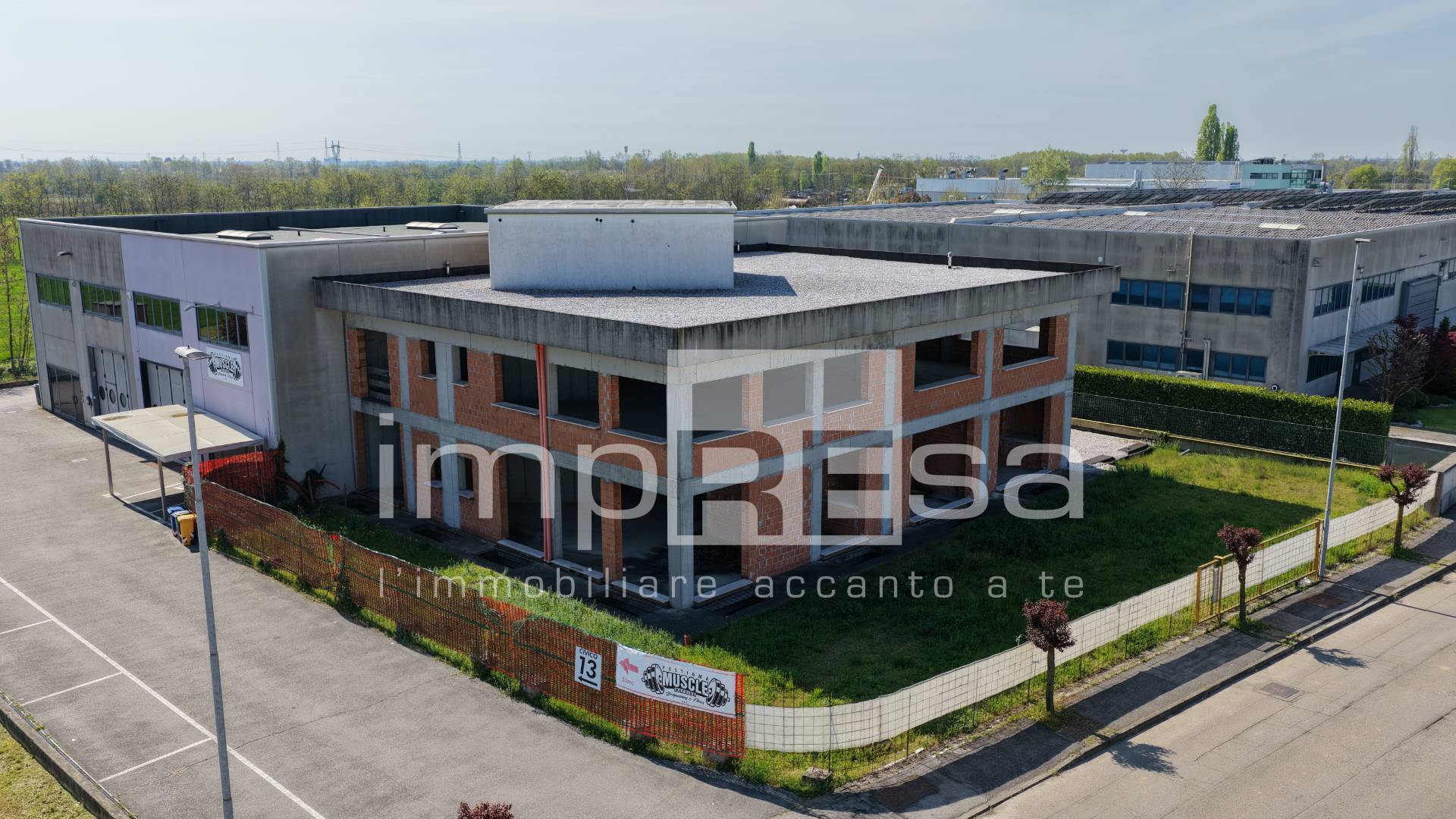 Opificio in vendita a Paese, Castagnole