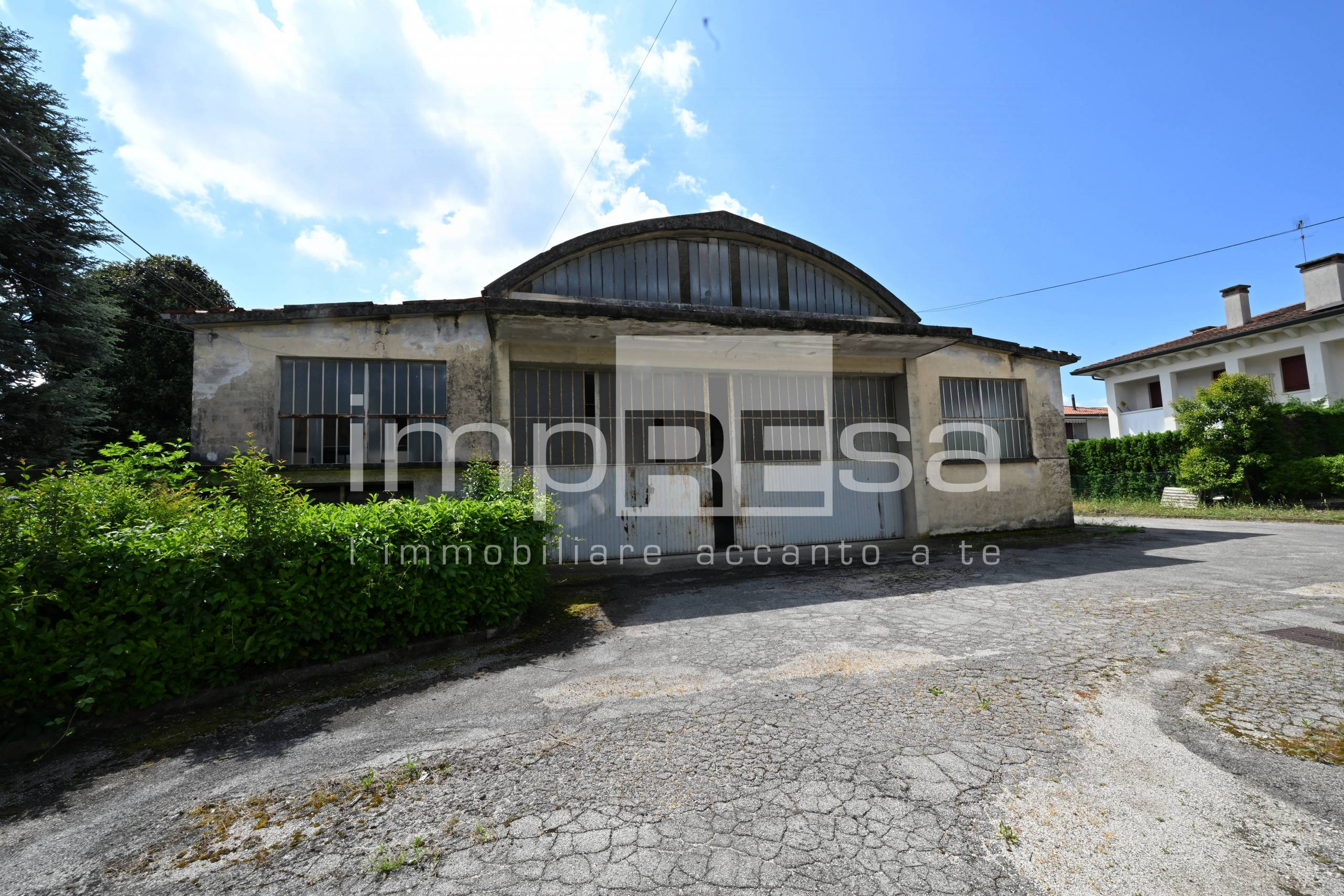 Magazzino in vendita a Silea, Lanzago