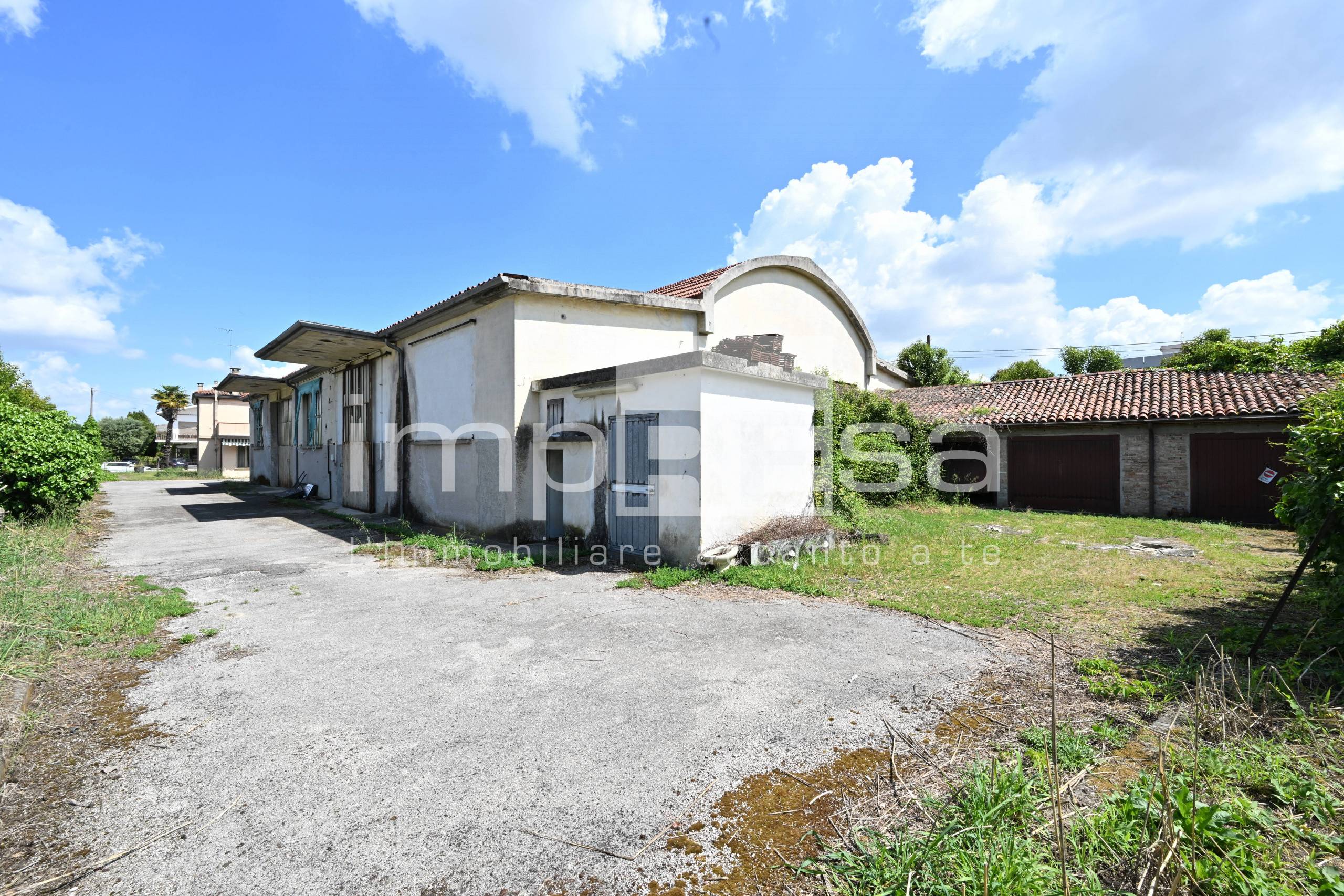 Magazzino in vendita a Silea, Lanzago