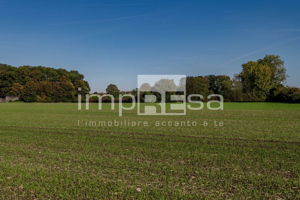Terreno edificabile residenziale in vendita a Paese