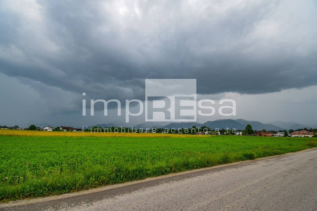 Terreno edificabile residenziale in vendita a Paese