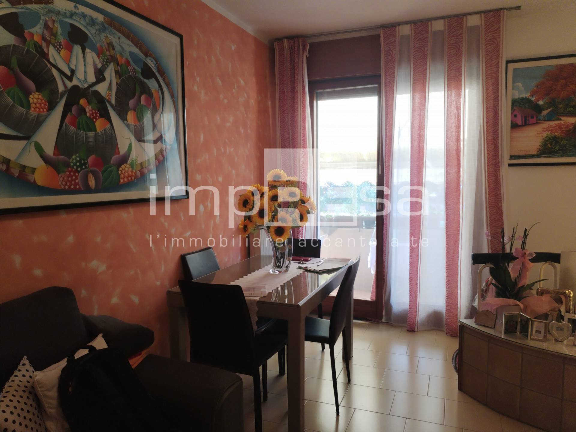 Appartamento in vendita a Paese