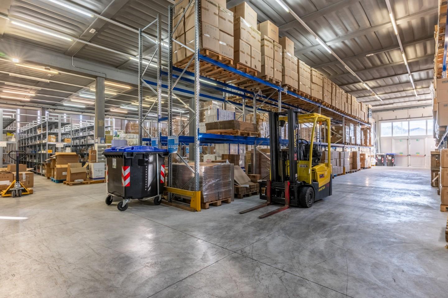 Capannone in vendita, Calcinaia fornacette