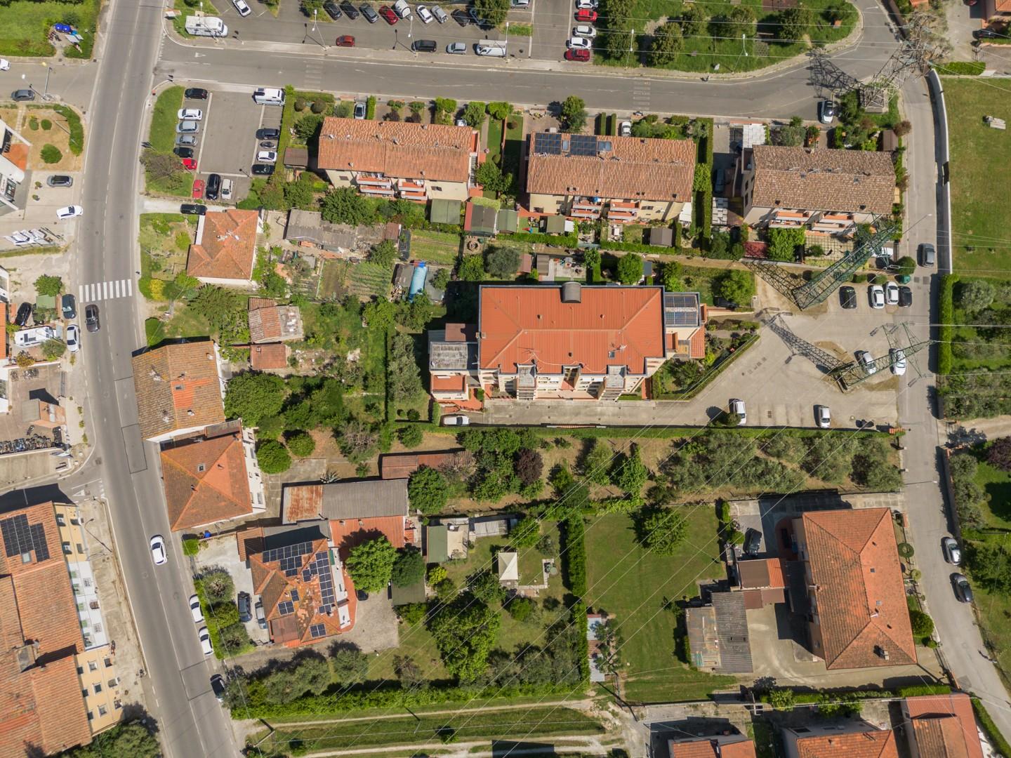 Villa con giardino a Cascina