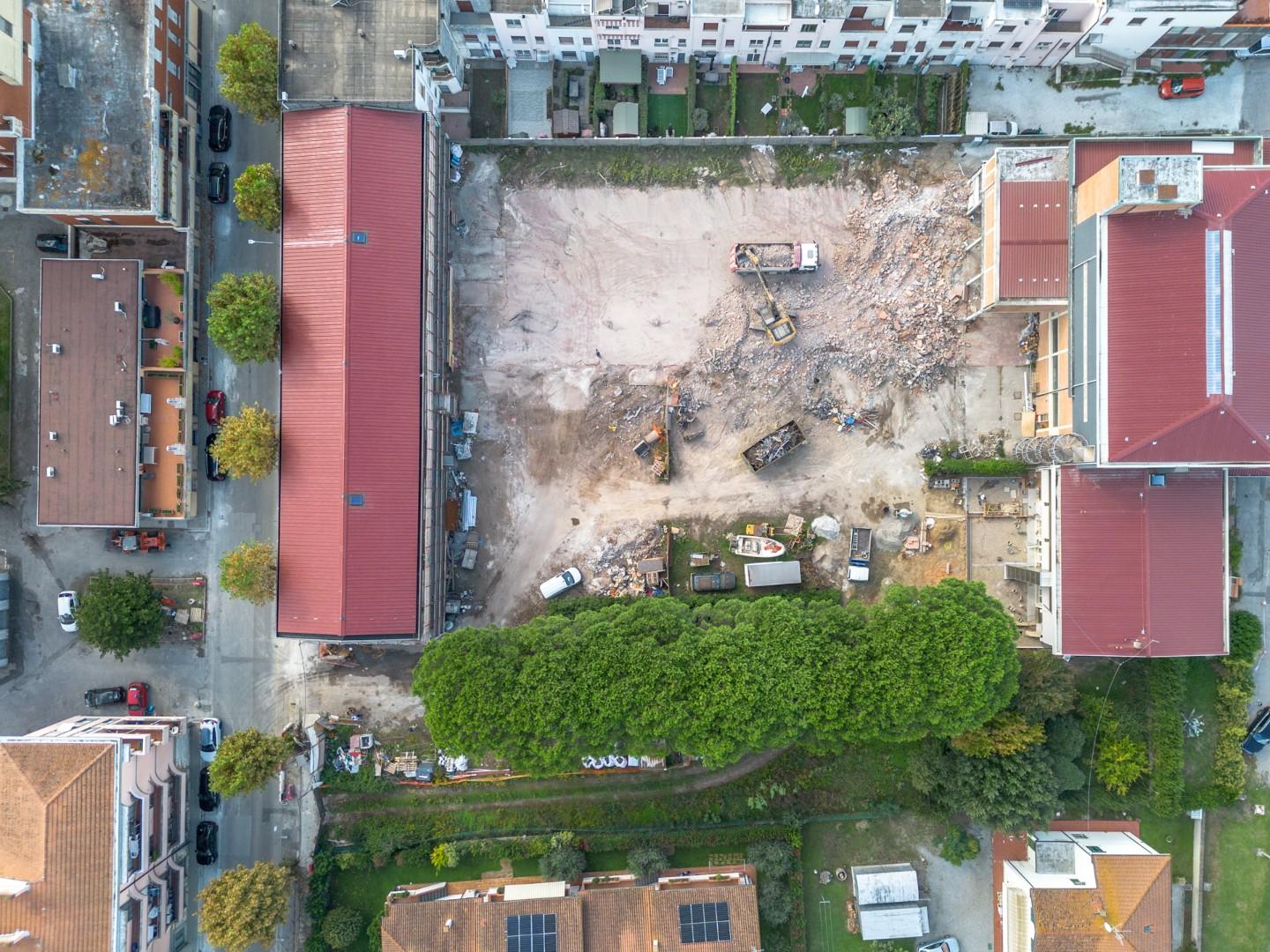 Villa Bifamiliare con giardino a Cascina