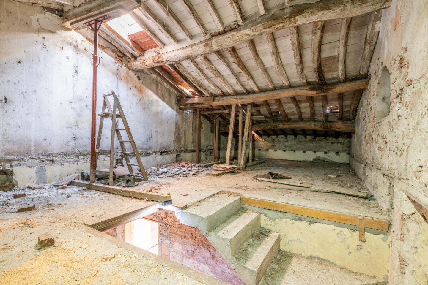 Casa indipendente con giardino, Calcinaia fornacette