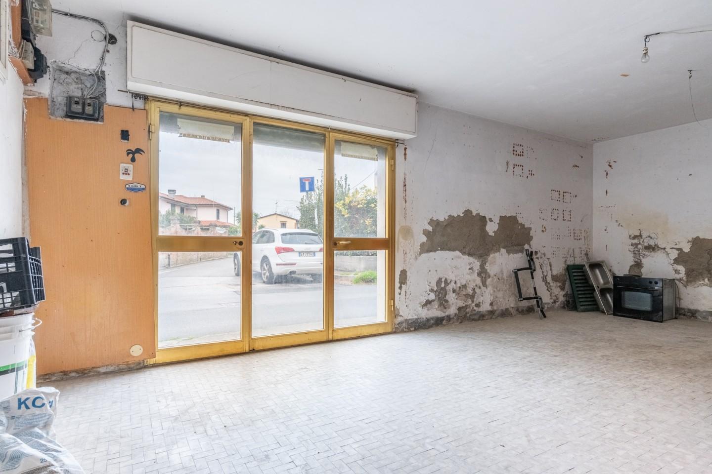 Casa indipendente in vendita a Cascina