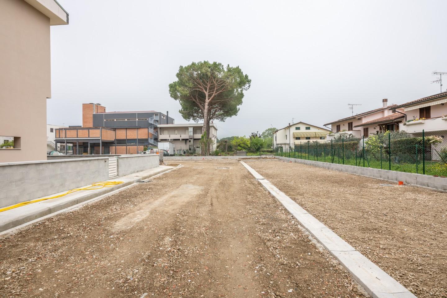Villa Bifamiliare con giardino a Cascina