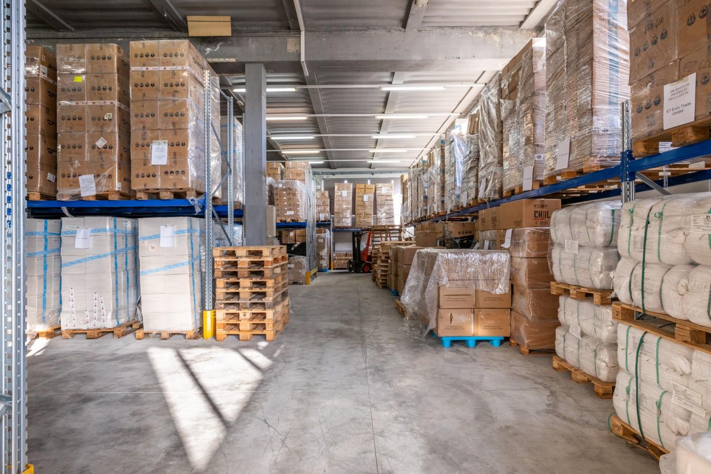 Capannone in affitto, Calcinaia fornacette