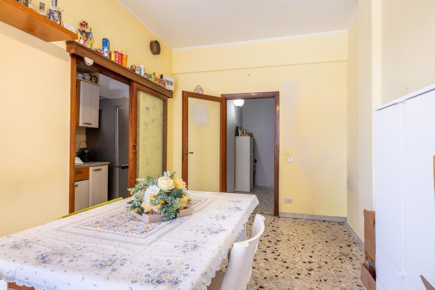 Appartamento con terrazzo a Cascina