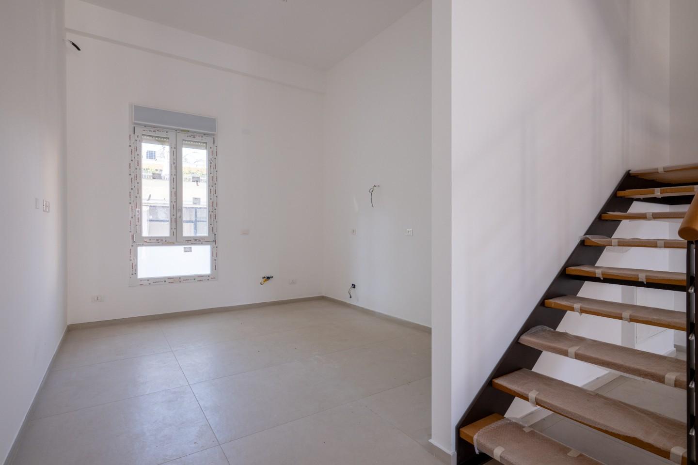 Villa con giardino a Cascina