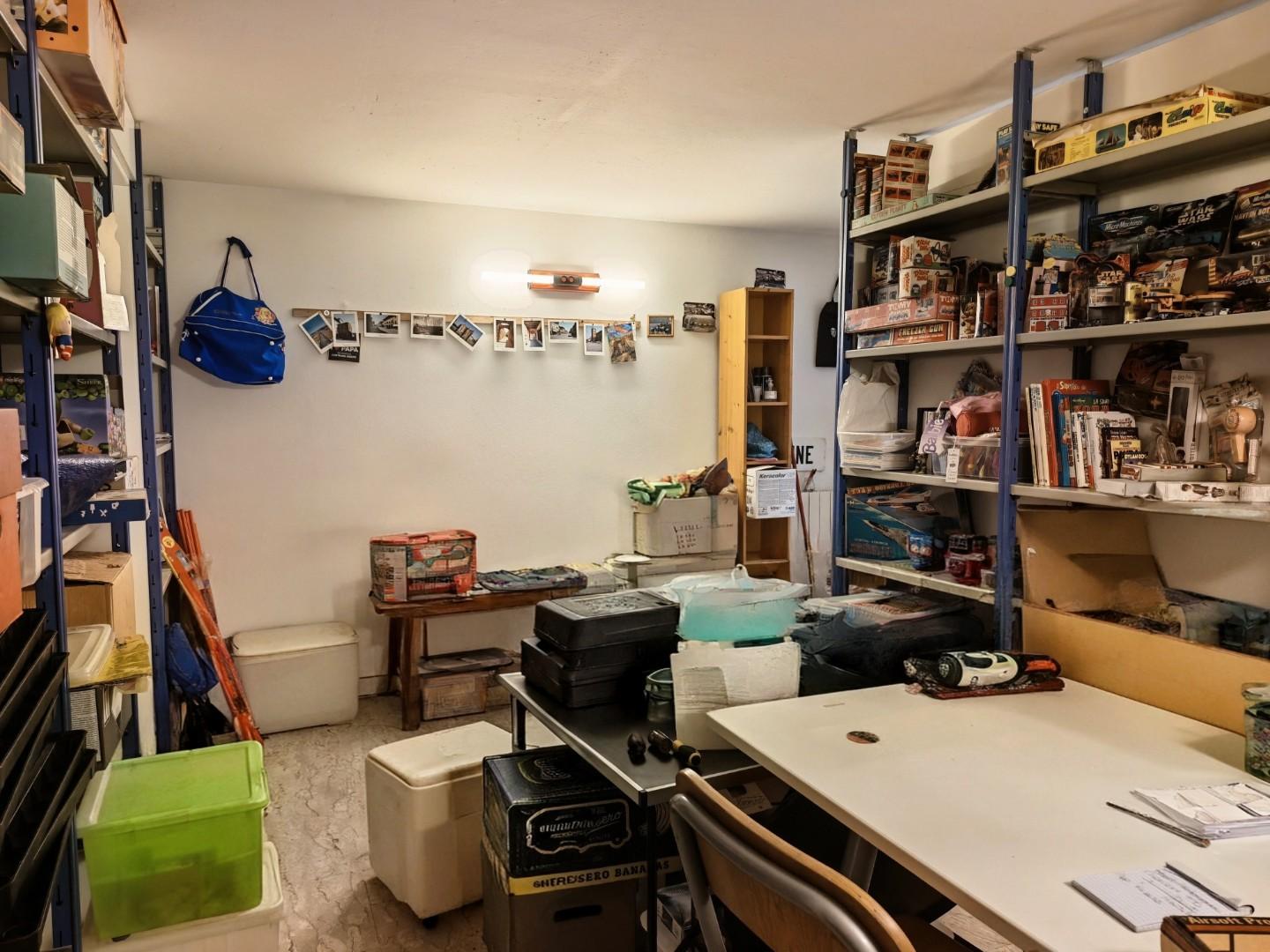 Box/Garage 40mq in affitto a Cascina